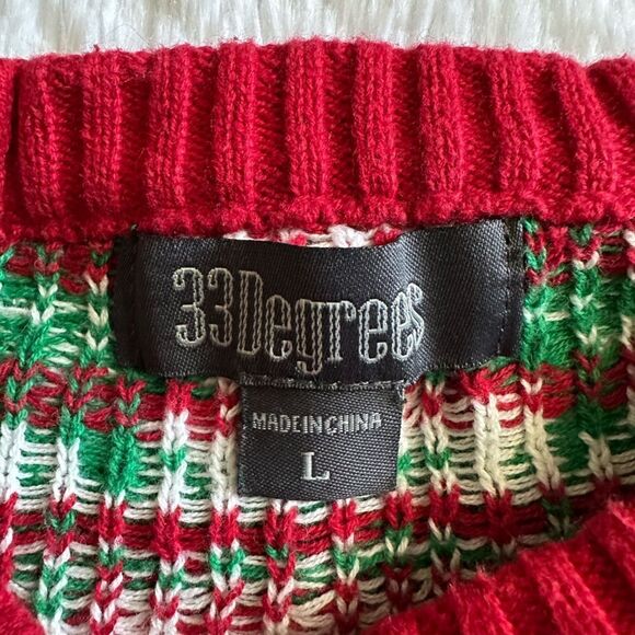 33Degrees Llama Christmas Sweater Womens Size Large Red Green Snowflakes Holiday - Picture 5 of 6